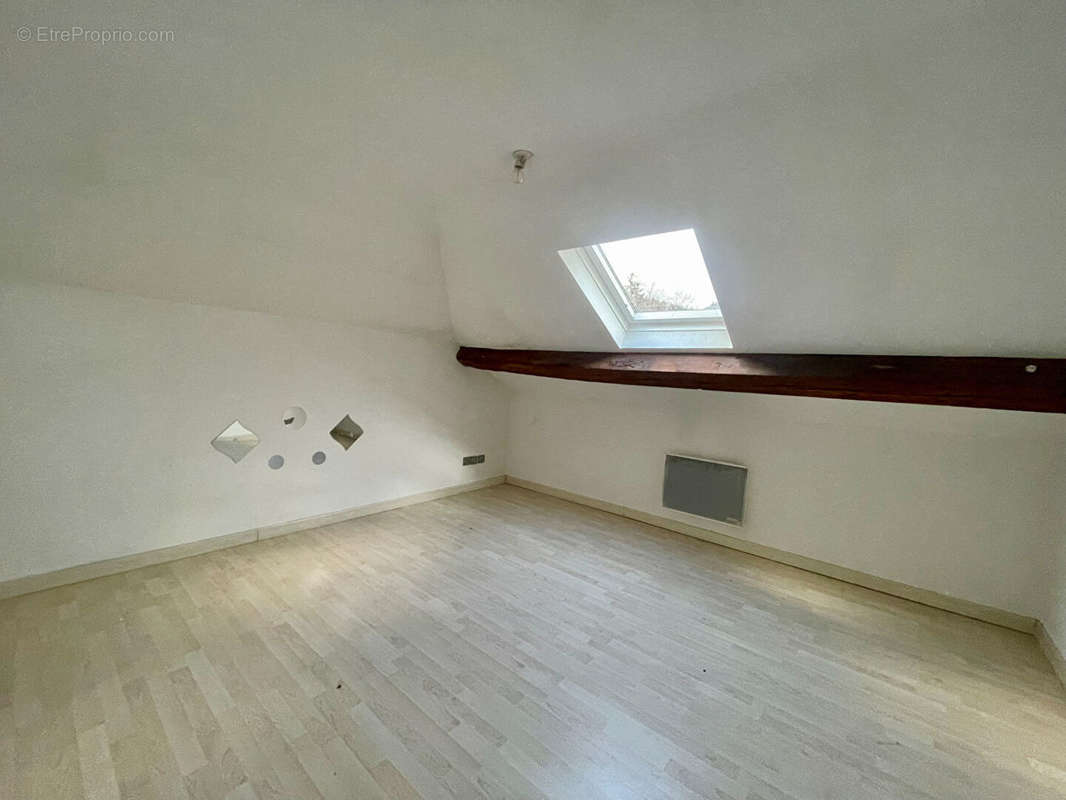 Appartement à LE MENIL