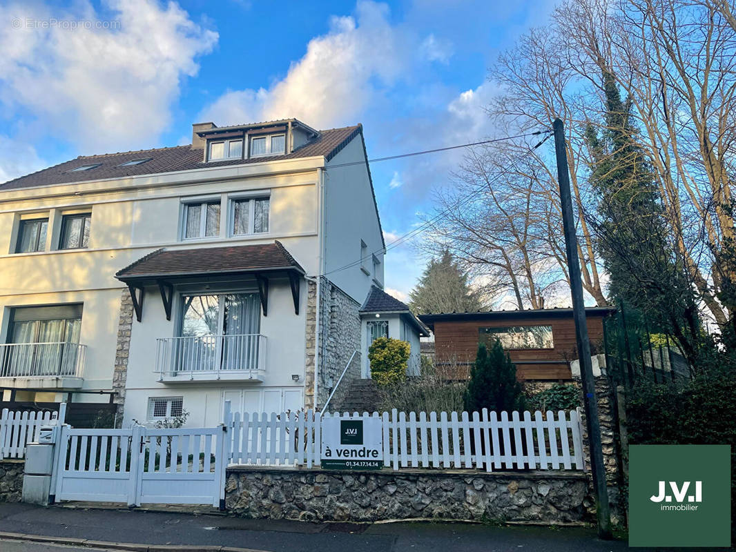 Maison à MONTMORENCY