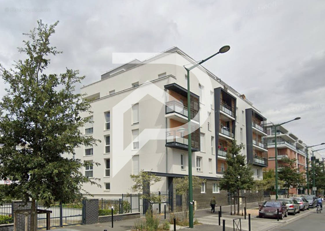 Appartement à EPINAY-SUR-SEINE