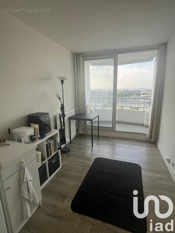 Photo 1 - Appartement à PARIS-18E