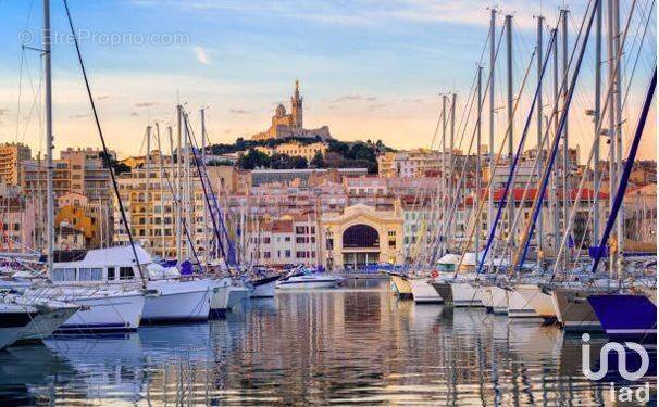 Photo 1 - Commerce à MARSEILLE-2E