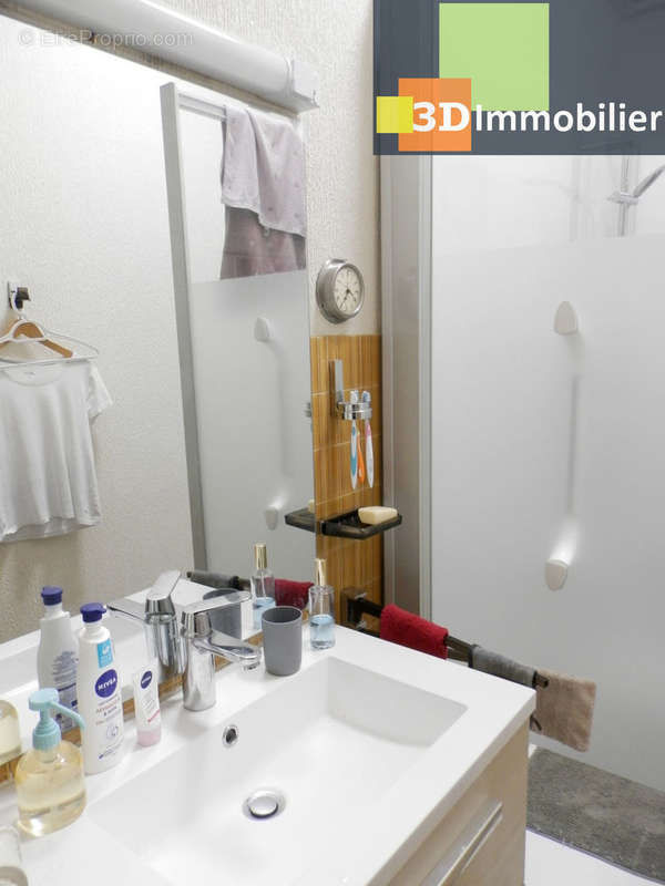 Photo 9 - Appartement à LONS-LE-SAUNIER