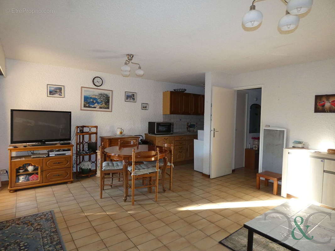 Appartement à BORMES-LES-MIMOSAS