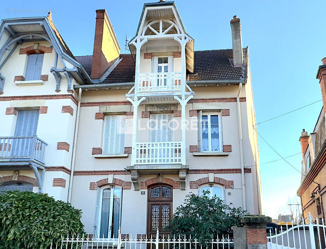 Maison à MOULINS