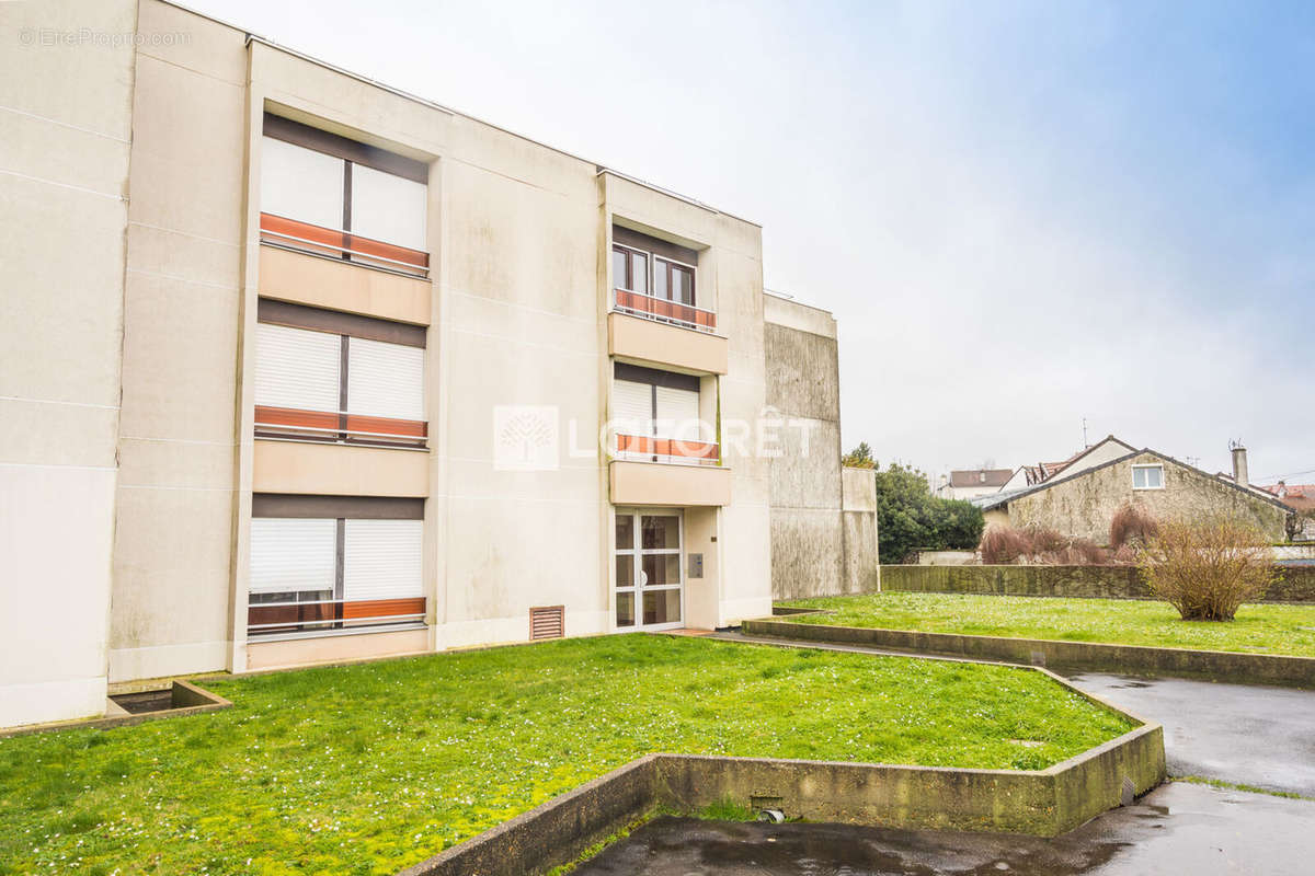 Appartement à LE RAINCY