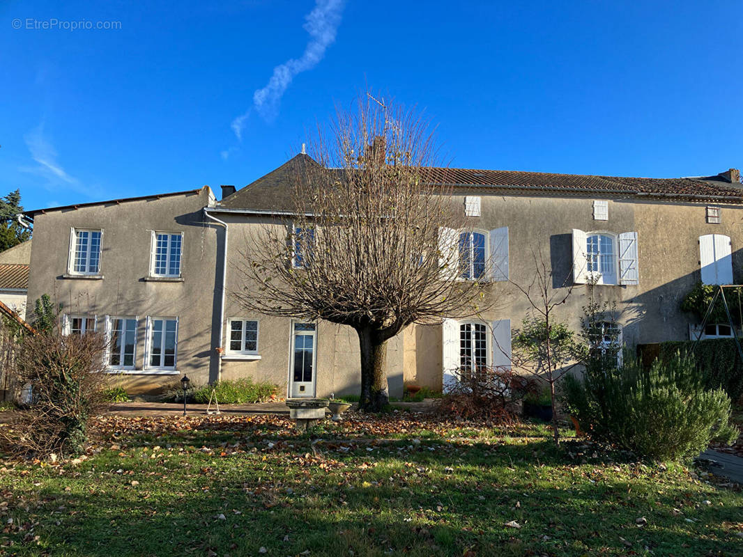 Maison à L&#039;ISLE-JOURDAIN