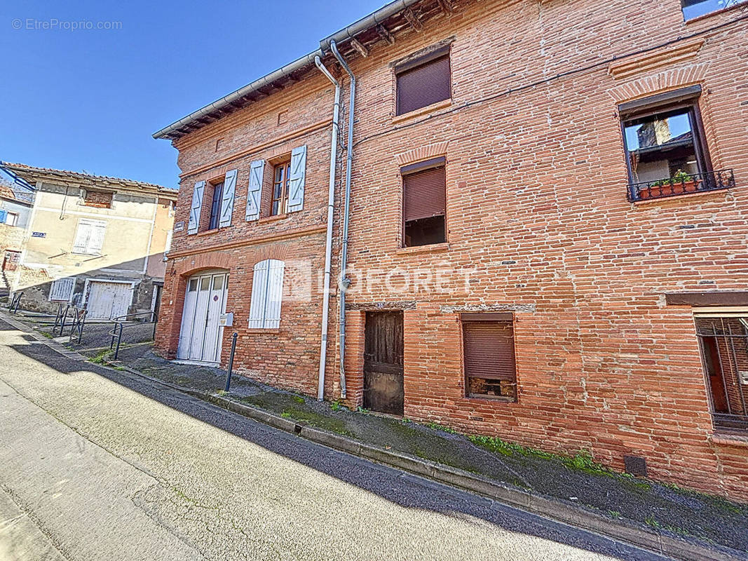 Maison à VILLEMUR-SUR-TARN