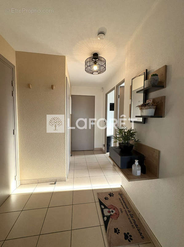 Appartement à GRIGNY