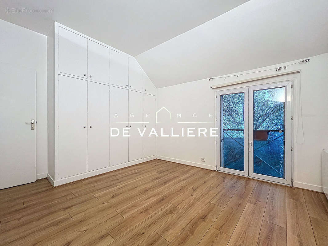 Appartement à NANTERRE