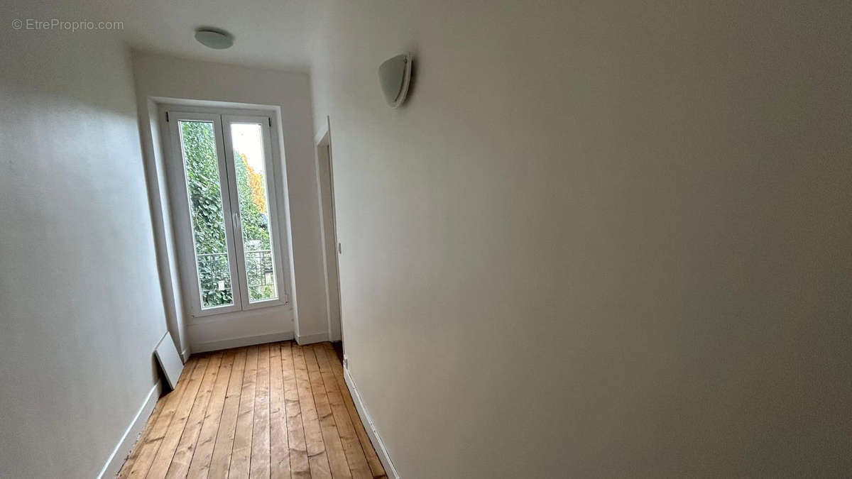 Appartement à ENGHIEN-LES-BAINS