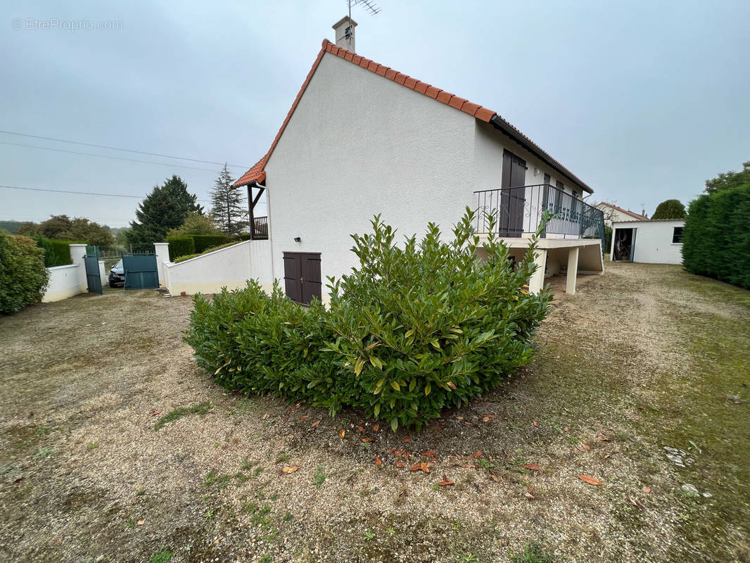 Maison à CHATELLERAULT