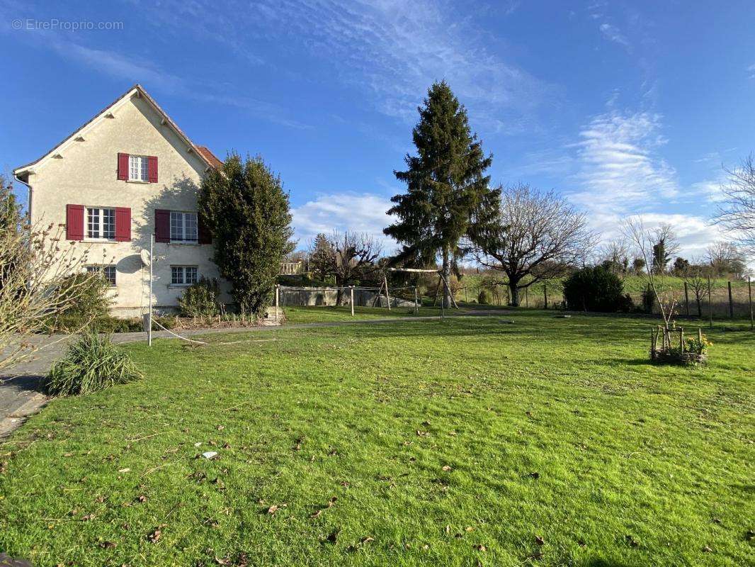 Maison à VERTEILLAC