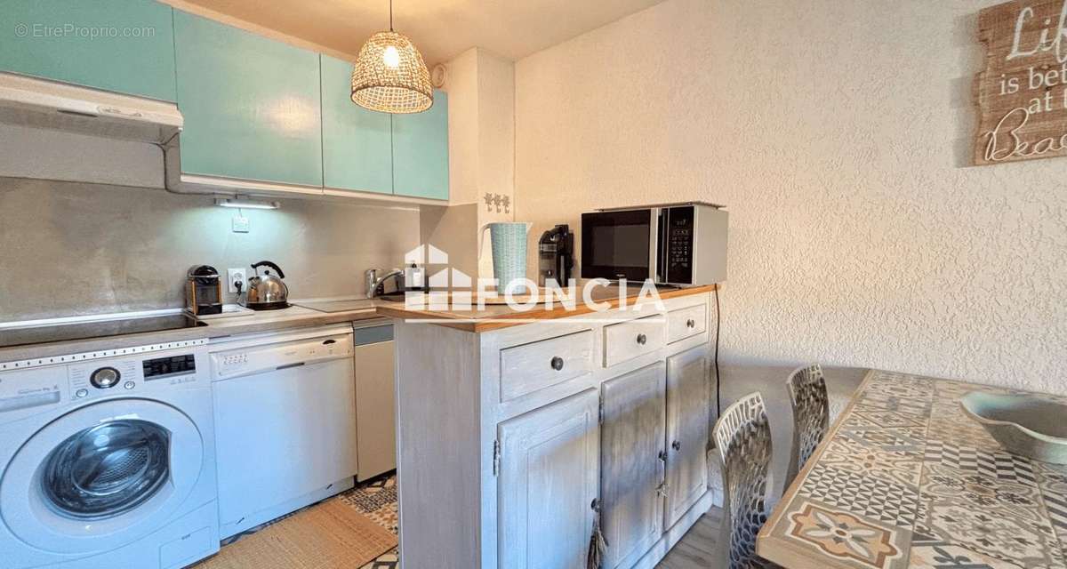 Appartement à LA LONDE-LES-MAURES