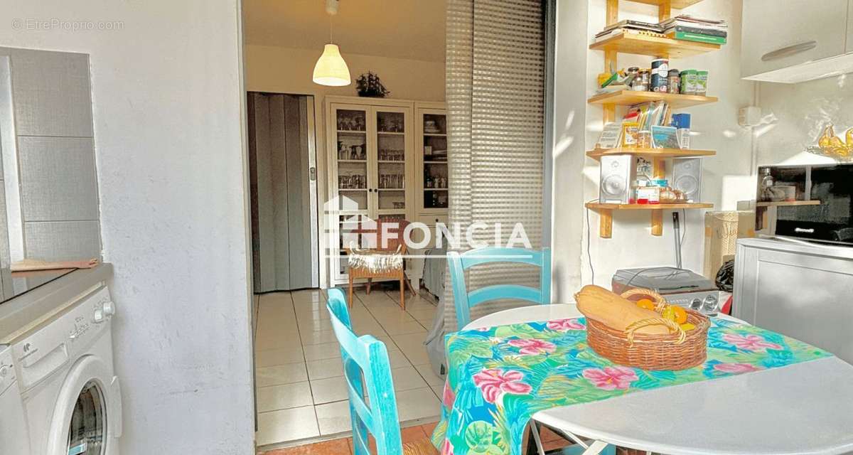 Appartement à LA LONDE-LES-MAURES