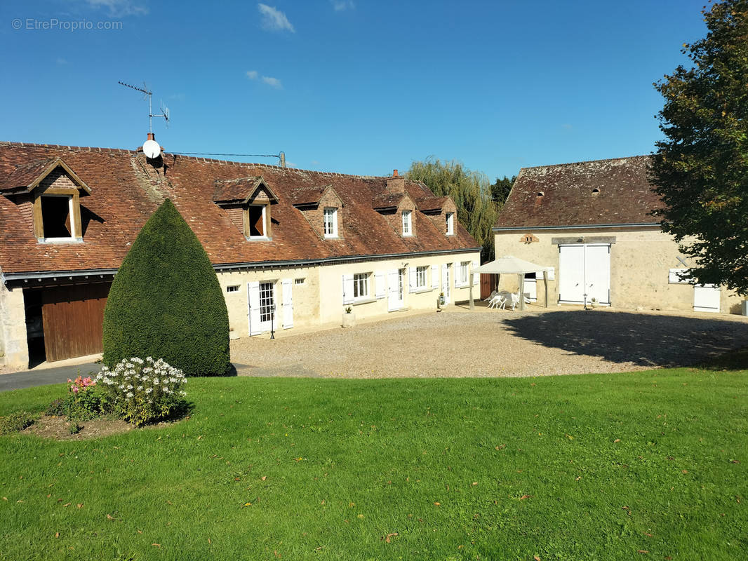 Maison à CORMES