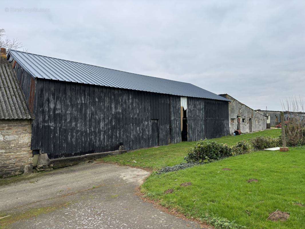 Maison à LANGUIDIC