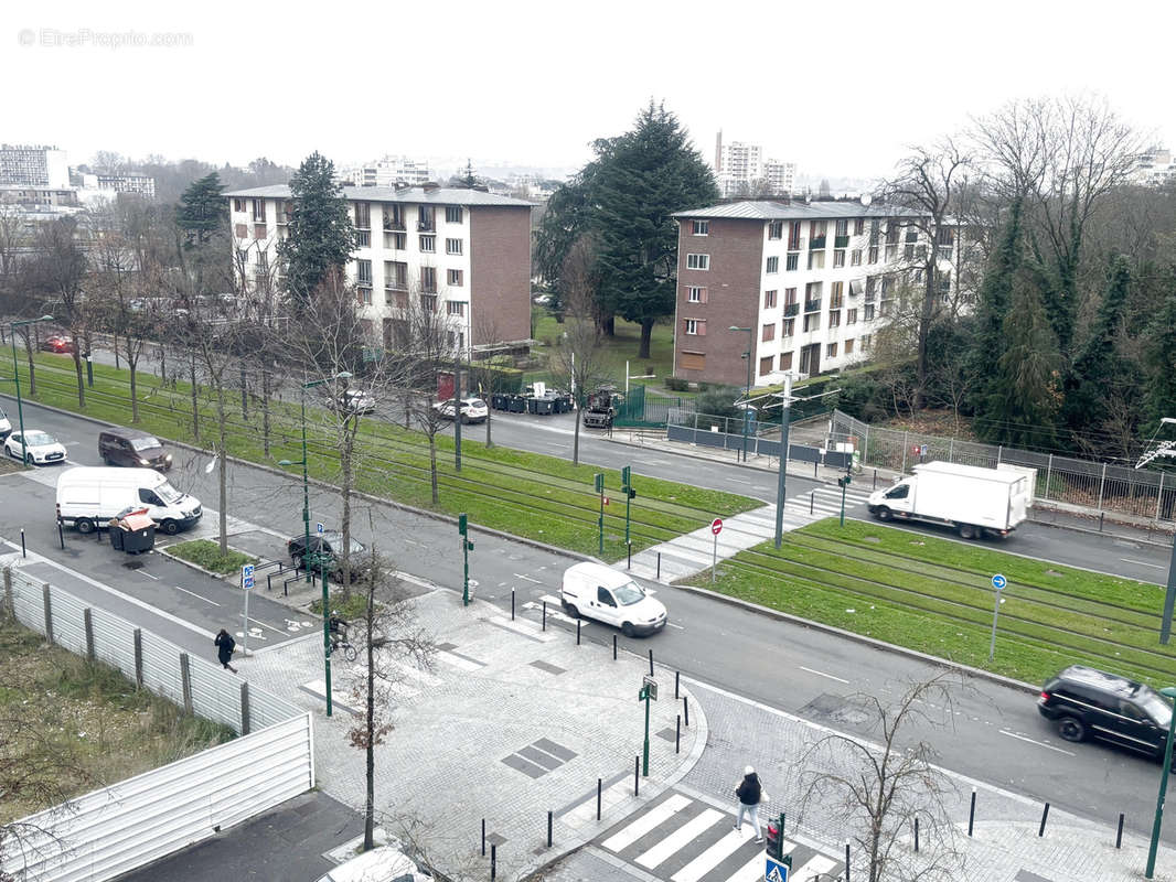 Appartement à EPINAY-SUR-SEINE