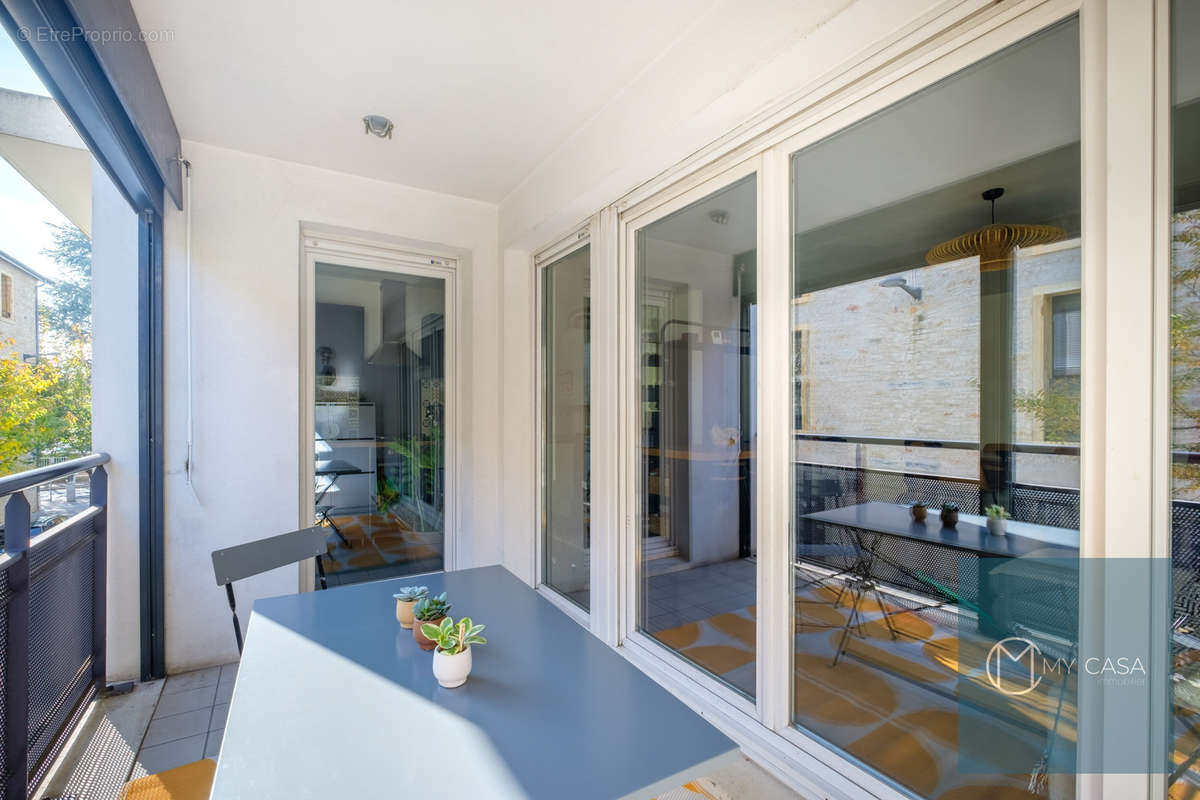 Appartement à LYON-9E