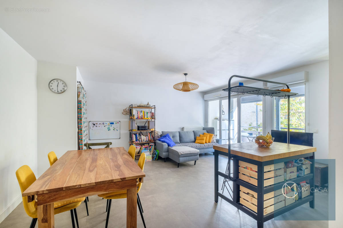 Appartement à LYON-9E