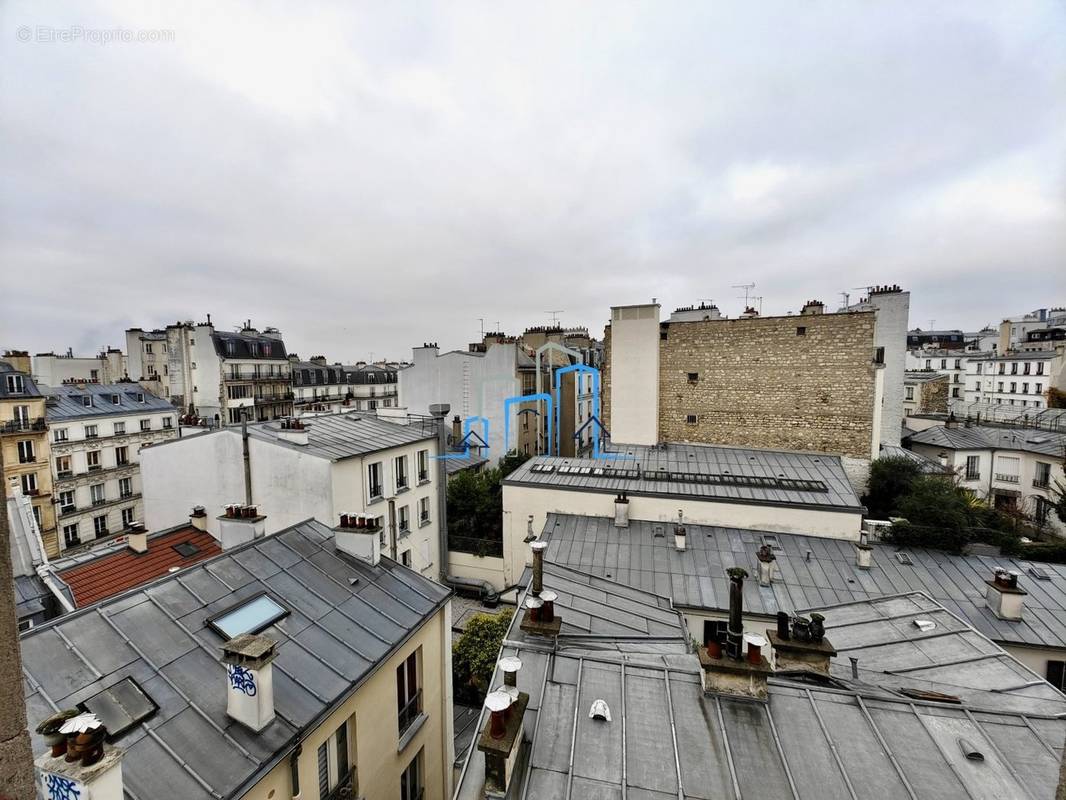 Appartement à PARIS-18E