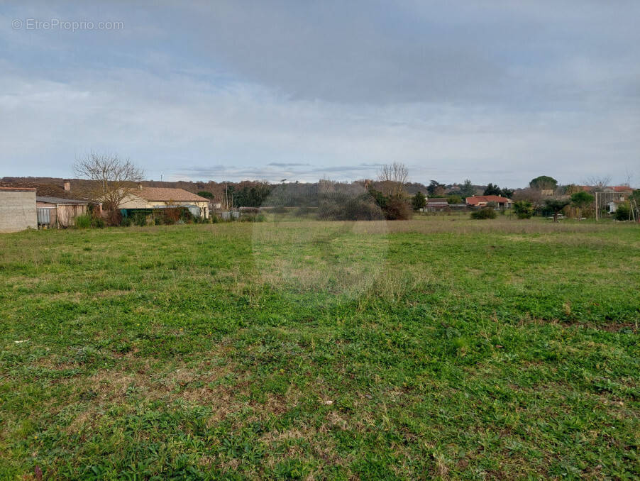 Terrain à MARSSAC-SUR-TARN