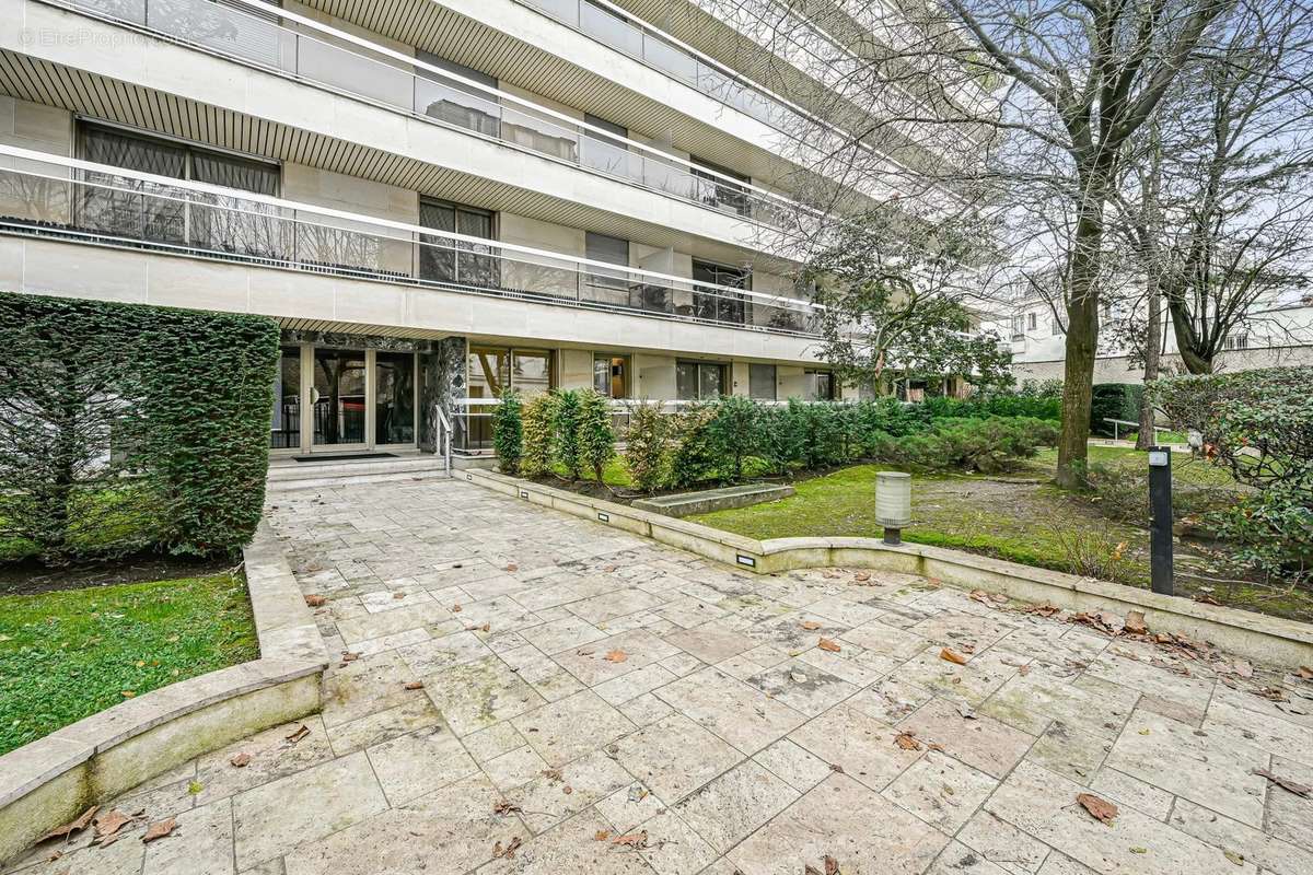 Appartement à LE RAINCY