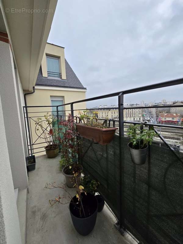 Appartement à LE RAINCY