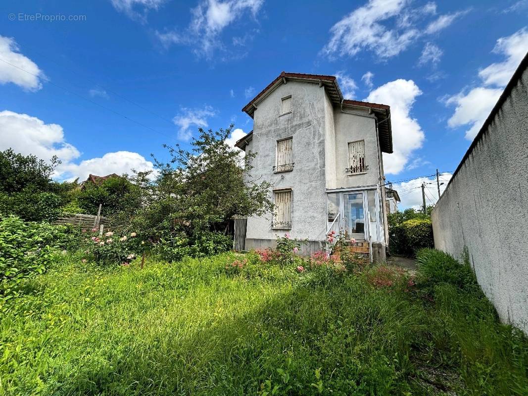 Maison à GROSLAY