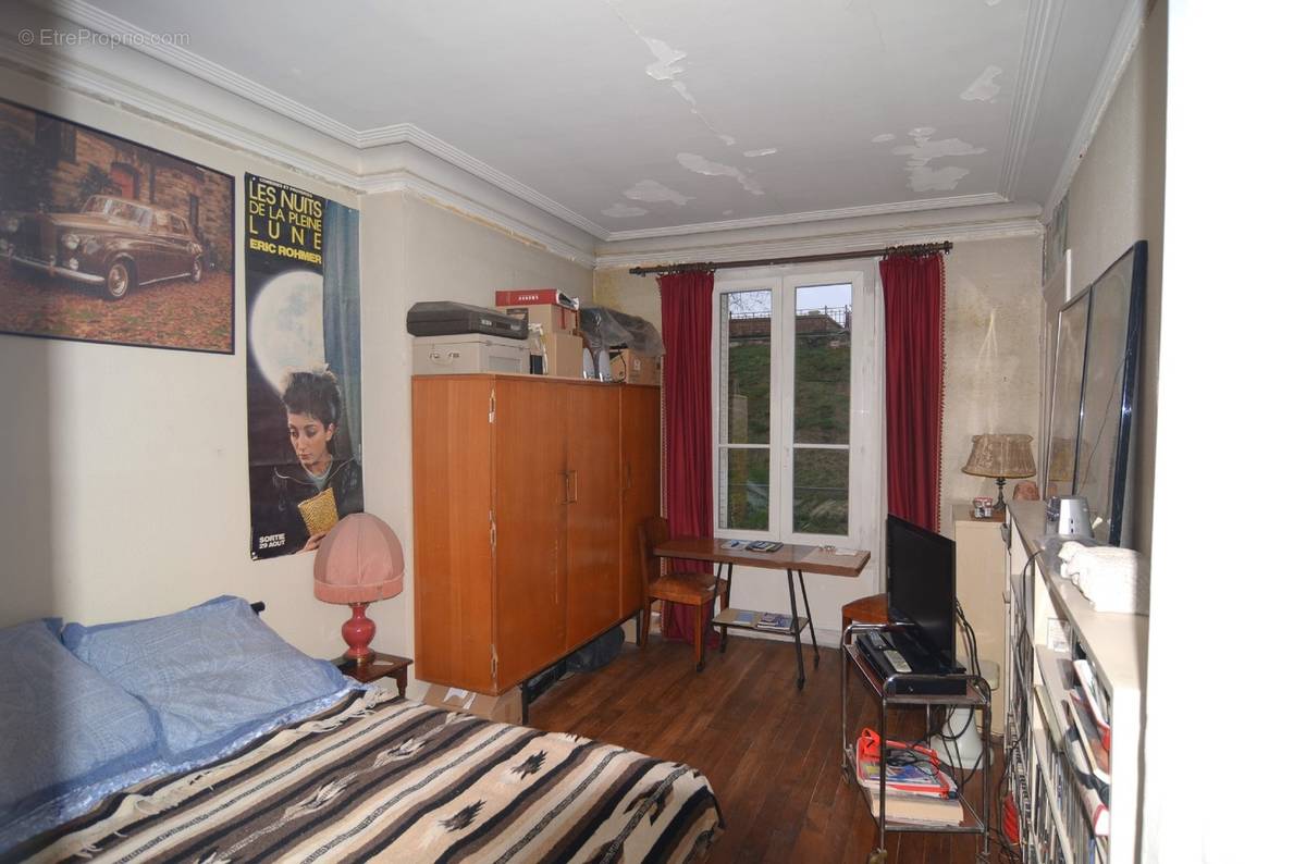 Appartement à PARIS-14E