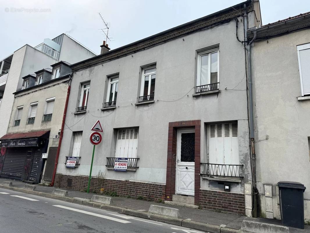 Appartement à PIERREFITTE-SUR-SEINE