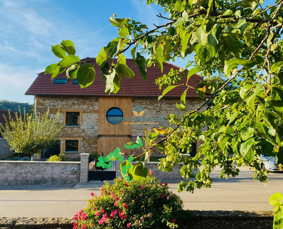 Maison à BAUME-LES-DAMES