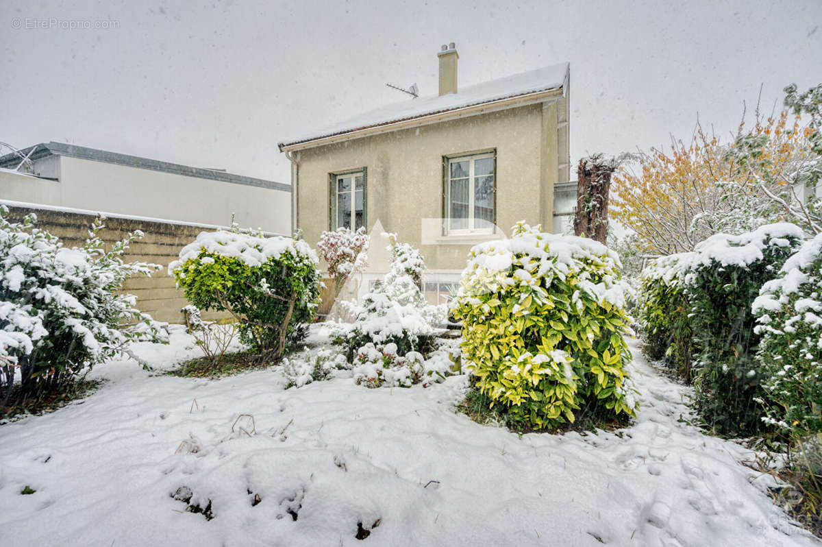 Maison à RUEIL-MALMAISON