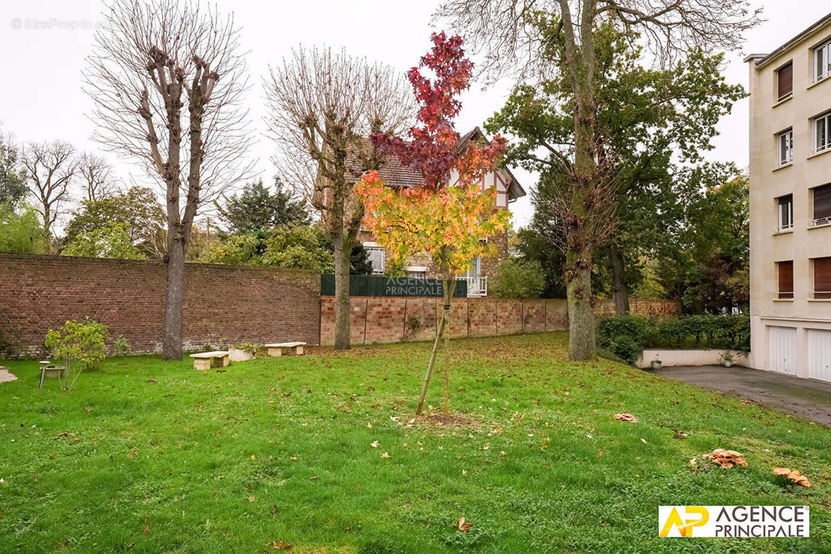 Appartement à MAISONS-LAFFITTE