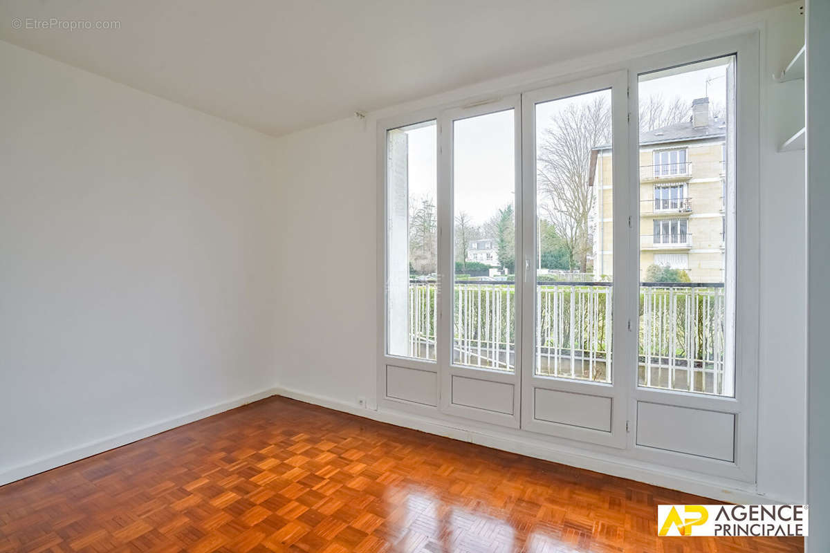 Appartement à MAISONS-LAFFITTE