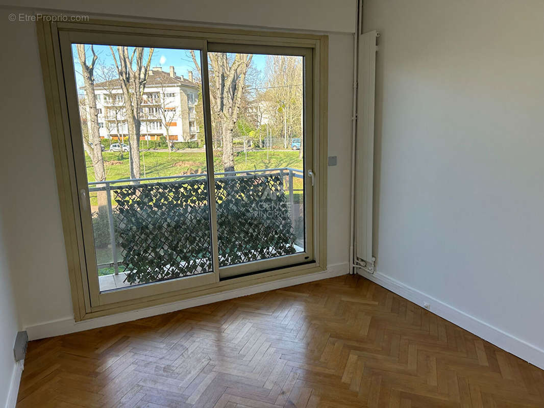 Appartement à MAISONS-LAFFITTE