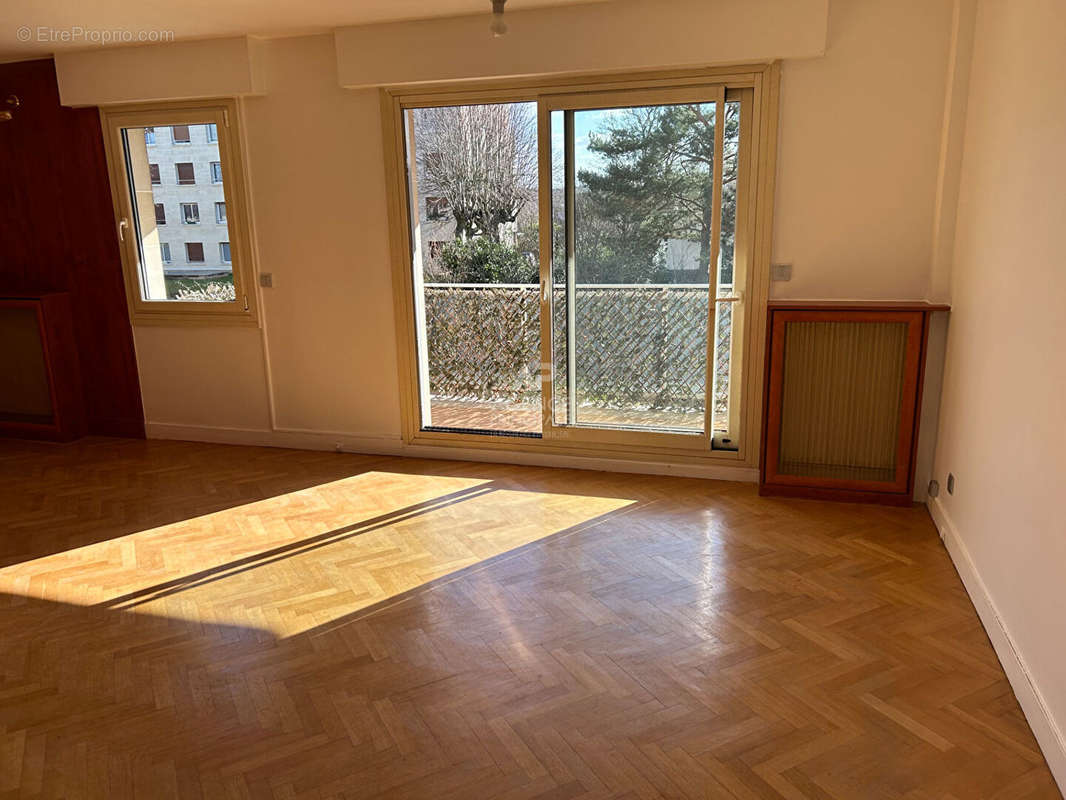 Appartement à MAISONS-LAFFITTE