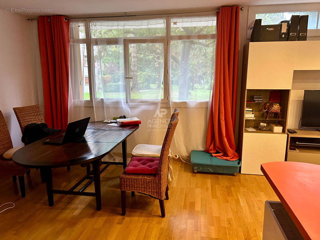 Appartement à MAISONS-LAFFITTE