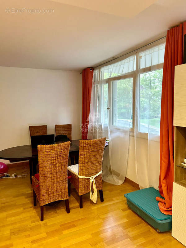 Appartement à MAISONS-LAFFITTE