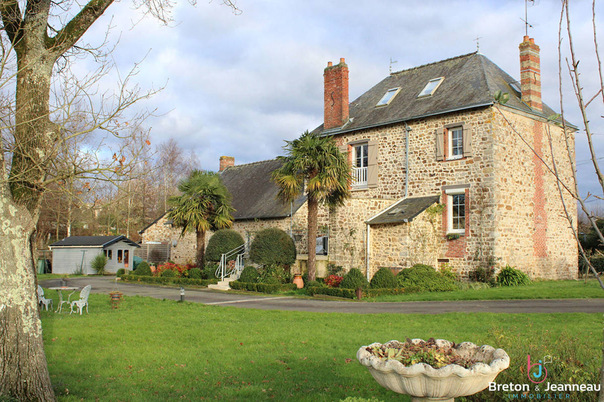 Maison à JUVIGNE