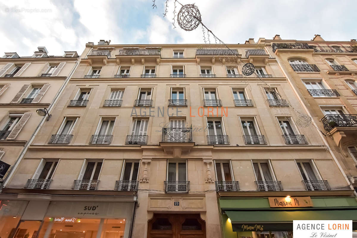 Appartement à PARIS-17E