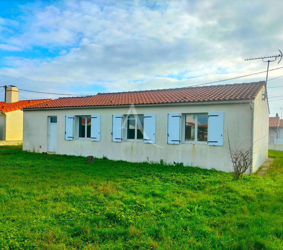 Maison à BEAUVOIR-SUR-MER