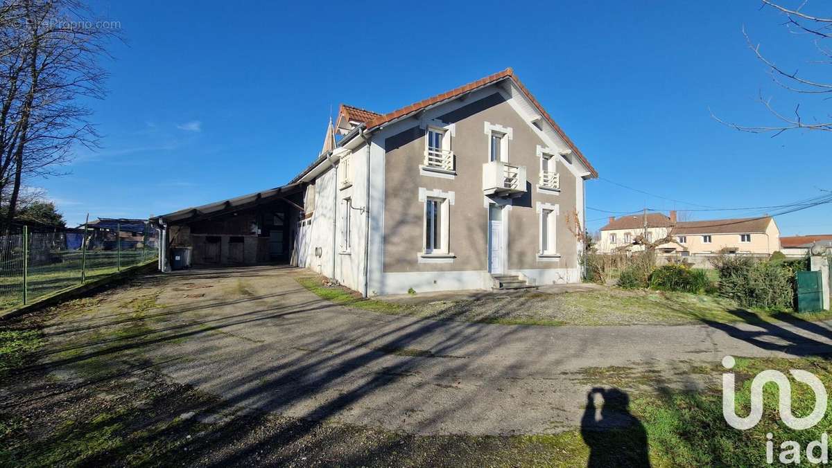 Photo 2 - Maison à AURENSAN