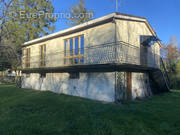 Maison à LENCLOITRE