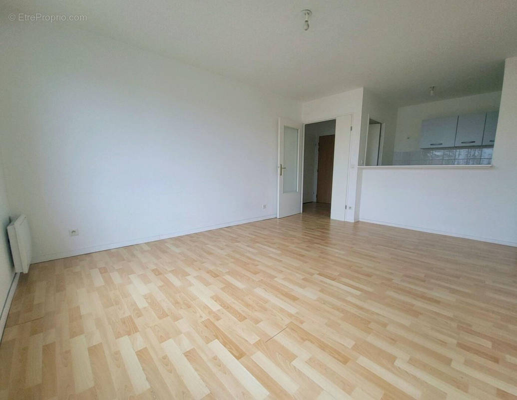 Appartement à LA COURNEUVE