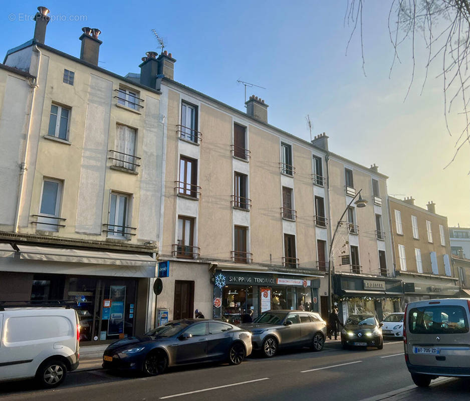 Appartement à LE PERREUX-SUR-MARNE