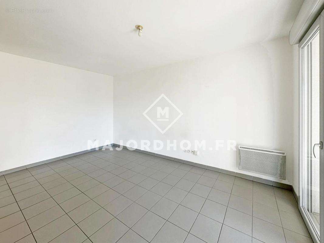 Appartement à MARSEILLE-2E