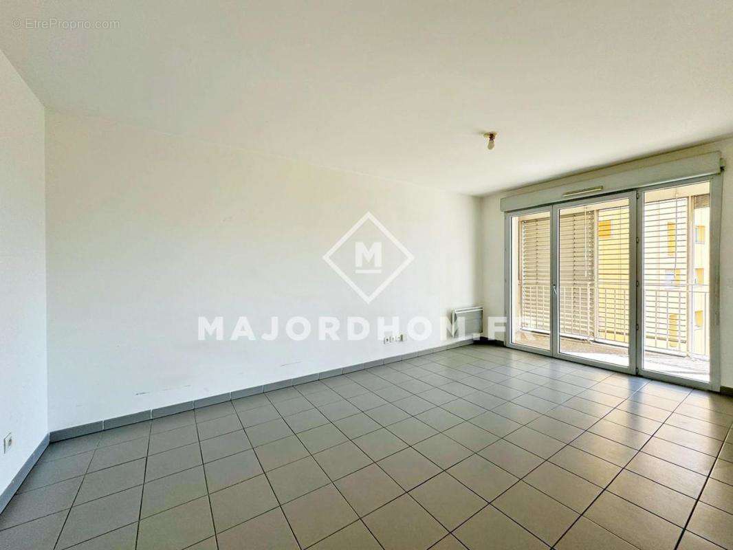 Appartement à MARSEILLE-2E