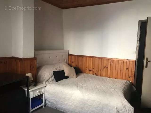 Appartement à GREOLIERES