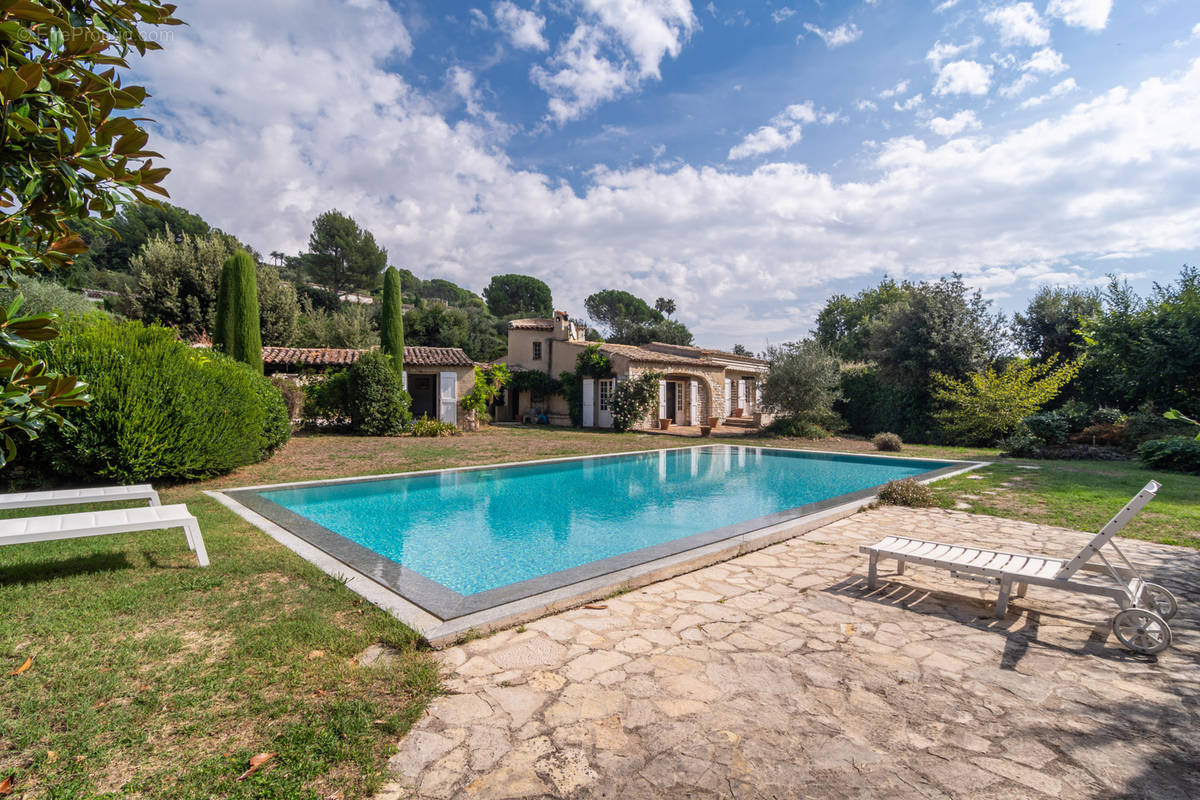 Maison à LA COLLE-SUR-LOUP