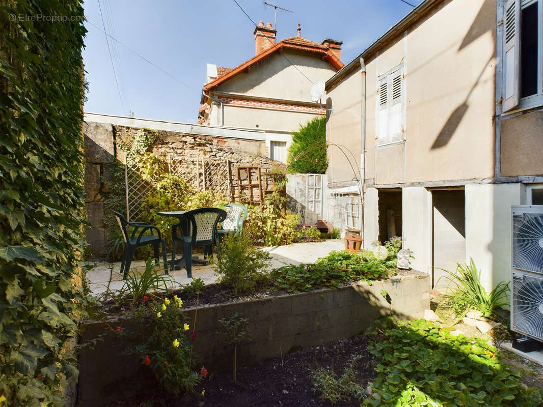 Maison à CLAMECY